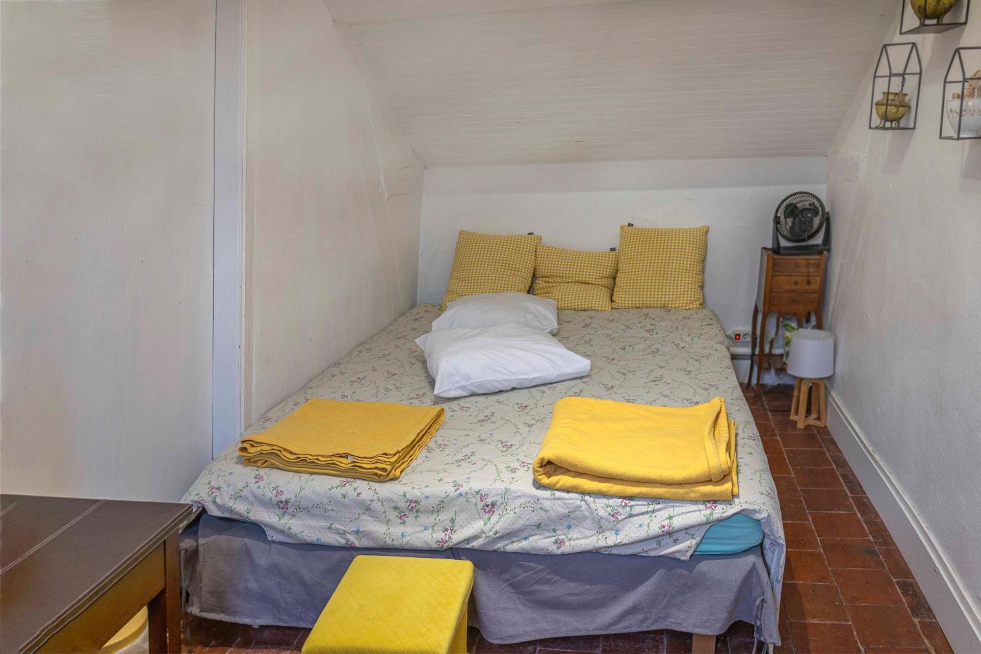 Chambre D'Hotes Les Jardins De Marie, Sci Charles III Bernay  Exterior photo